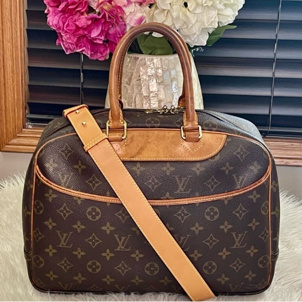 AUTHENTIC Louis Vuitton Deauville bag - Picture 9 of 13